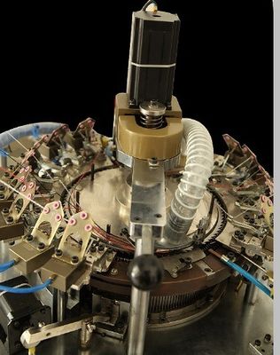 Μηχανή πλέξης μπουφάν υψηλής ταχύτητας 325 κιλά πλάτος πλέξης 25-6 ίντσες