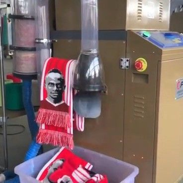 Μικρή διάμετρος Opek Ακρυλικό Beanie Καπέλο Ποδόσφαιρο μαντήλες πλέξιμο Μηχανή με 90-120RPM