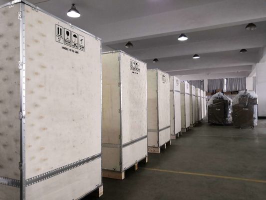 ΟΠΕΚ 300HS Αυτοματοποιημένη ραπτομηχανή καπέλων 28 &quot;/pc Μέγεθος Ιδανικό για μεγάλης κλίμακας παραγωγή