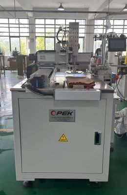 OPEK-300HS αυτόματη μηχανή ραπτικής καπέλων Υπολογιστική λειτουργία Διαμόρφωση επίπεδου κρεβατιού