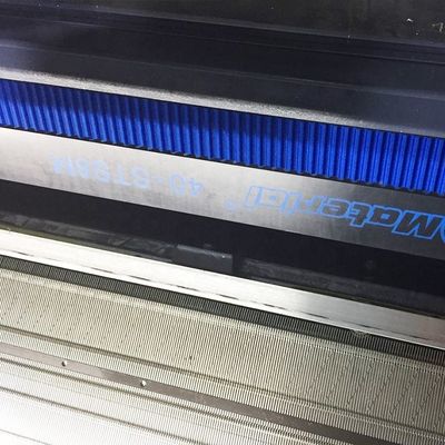Μεθοδος διπλού πλέξιμου 1500 W Υπολογισμένη μηχανή πλέξιμου καπέλου και μαντήλας για προϊόντα