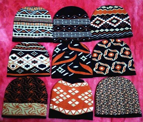Πλήρως ηλεκτρονικός έλεγχος Jacquard Beanie Hat Making Machine CE ETL Εγκρίθηκε από τον ΟΠΕΚ