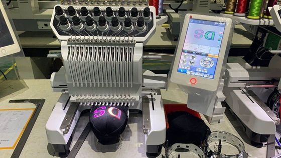 Πολυλειτουργική μηχανή κέντησης 450W για καπέλο T-shirt ενδύματα σε επίπεδο σχέδιο