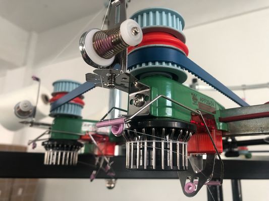 Μηχανή πλέξης με μανικέτα Opek 10-100 βελόνες για μέγιστη παραγωγικότητα