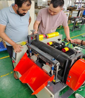 Προηγμένη μηχανή κατασκευής φράχτων Tassel για 5000-1000PCS / H Παραγωγή από την Opek Smart