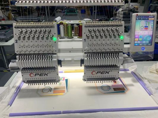 110V-220V Ενσωματωμένη παροχή ρεύματος 2 κεφαλής Υπολογισμένη μηχανή κέντησης για 14 γλώσσες